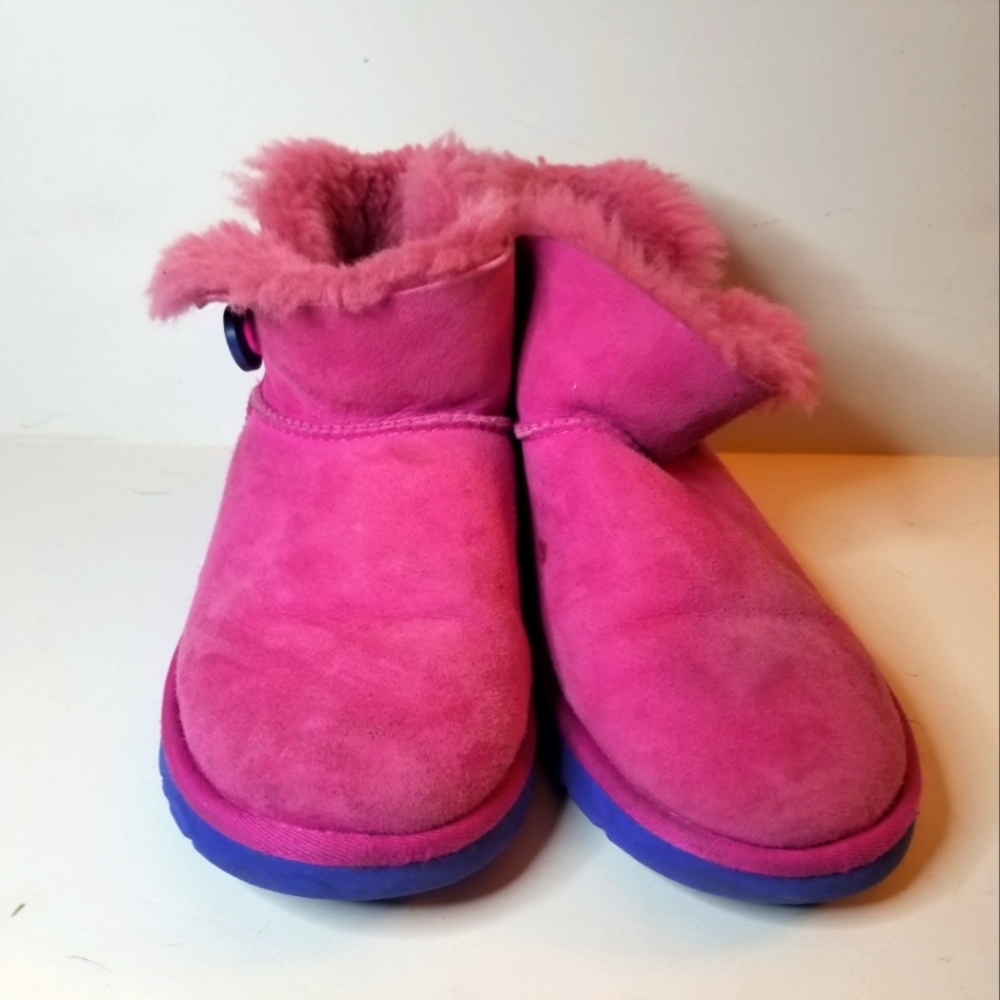 UGGS Girl's Pink Bailey Button Boots